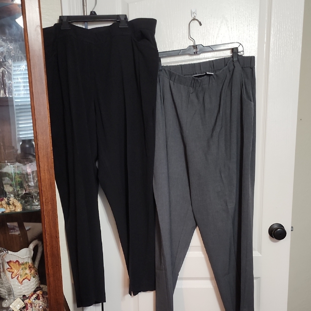 2 Croft & Barrow Trousers 1 Black 1 Gray Wide-Leg and Straight Fit